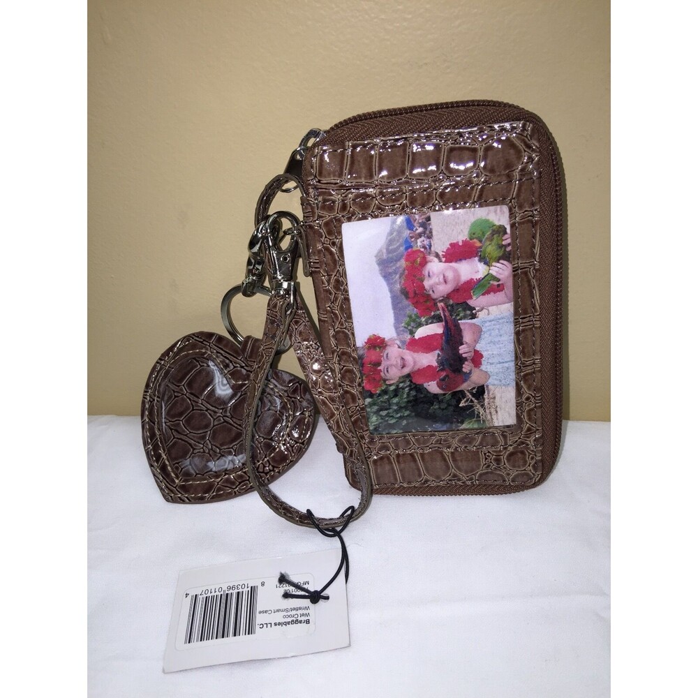 Braggables Photo Wristlet Wallet Wet Croco brown with heart NEW
